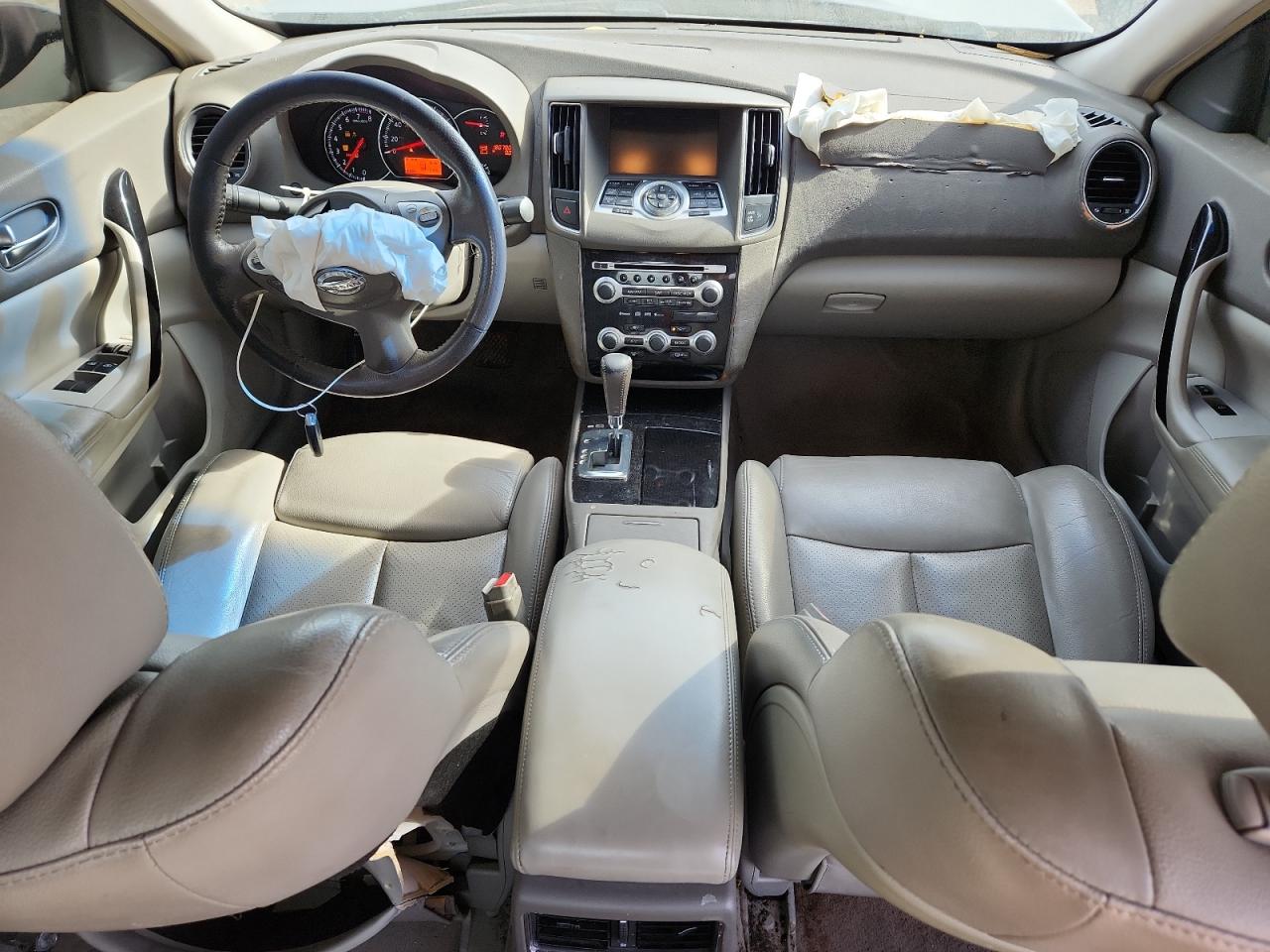 Nissan Maxima S Image 5