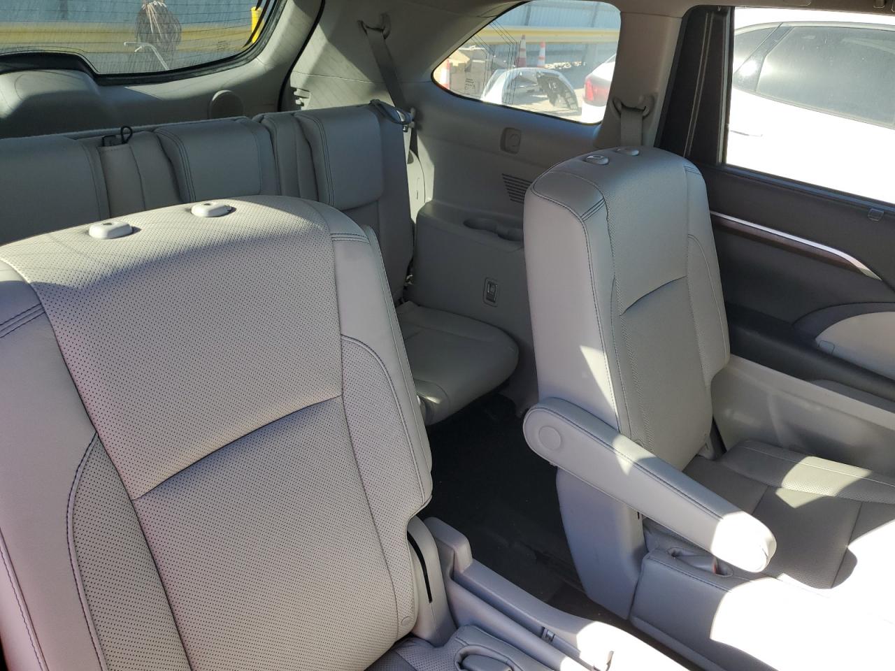 Toyota Highlander Limited Image 5