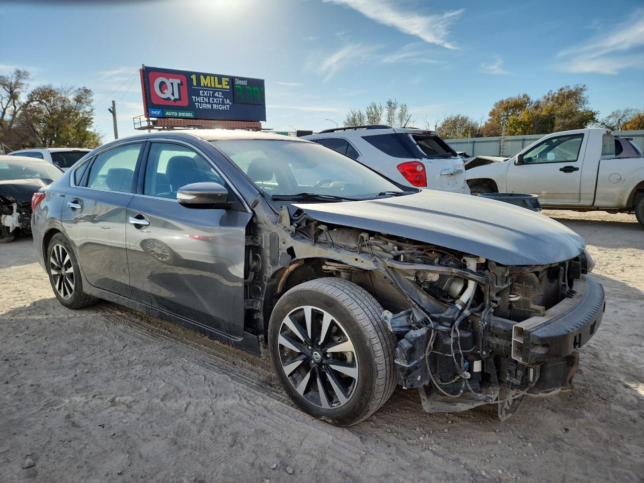 Nissan Altima 2.5 Image 2