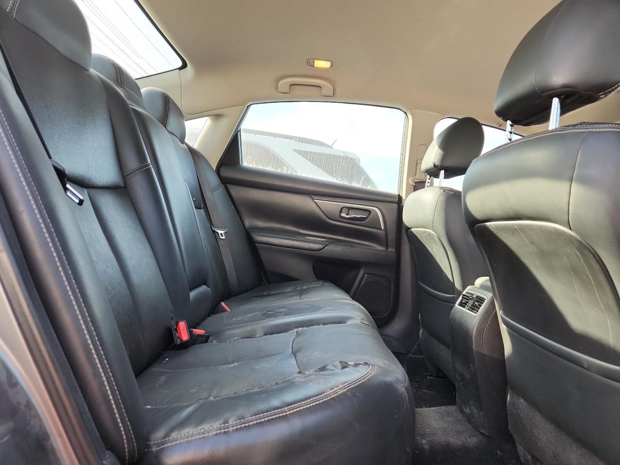 Nissan Altima 2.5 Image 11