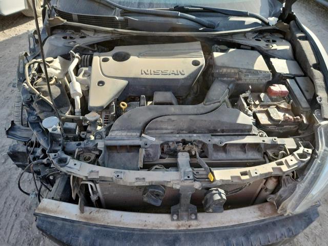 Nissan Altima 2.5 Image 6