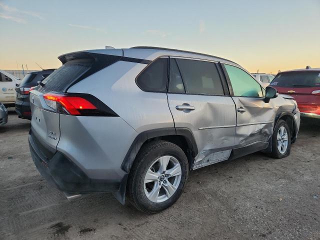 Toyota RAV4 Xle Image 8