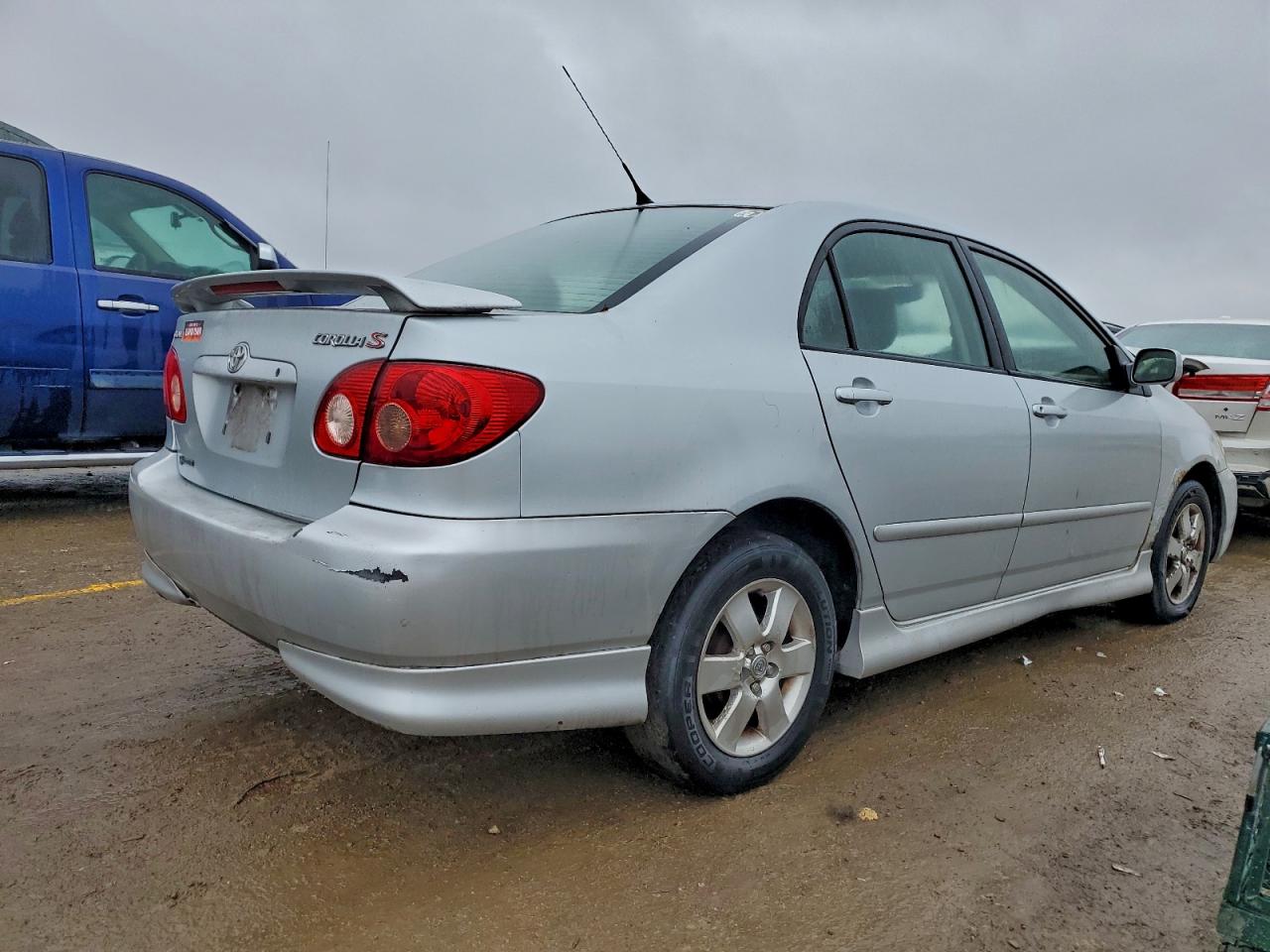 Toyota Corolla Ce Image 3