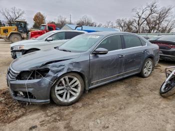  Salvage Volkswagen Passat