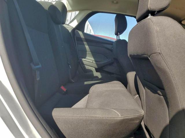 Ford Focus Se Image 12