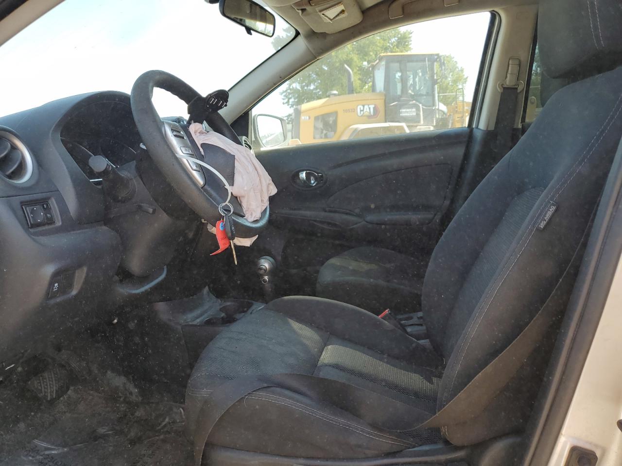 Nissan Versa S Image 5