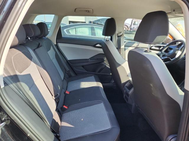 Volkswagen Taos S Image 8