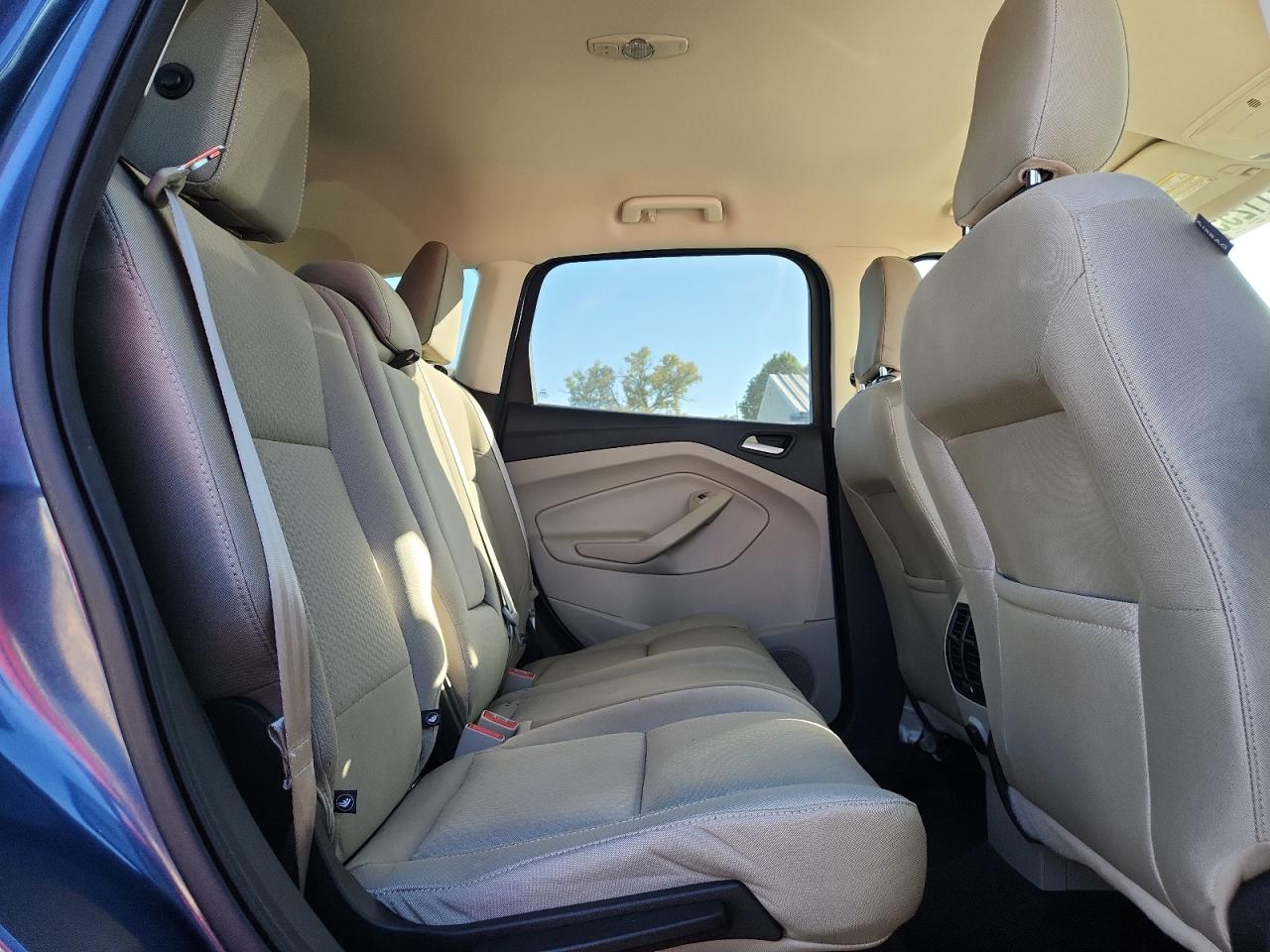 Ford Escape Se Image 8