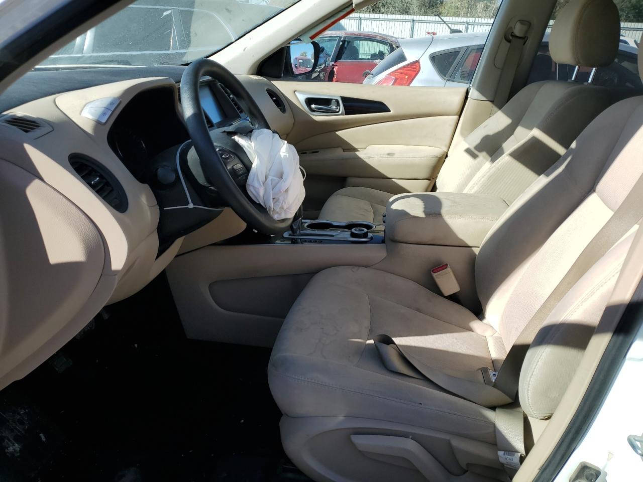 Nissan Pathfinder S Image 6