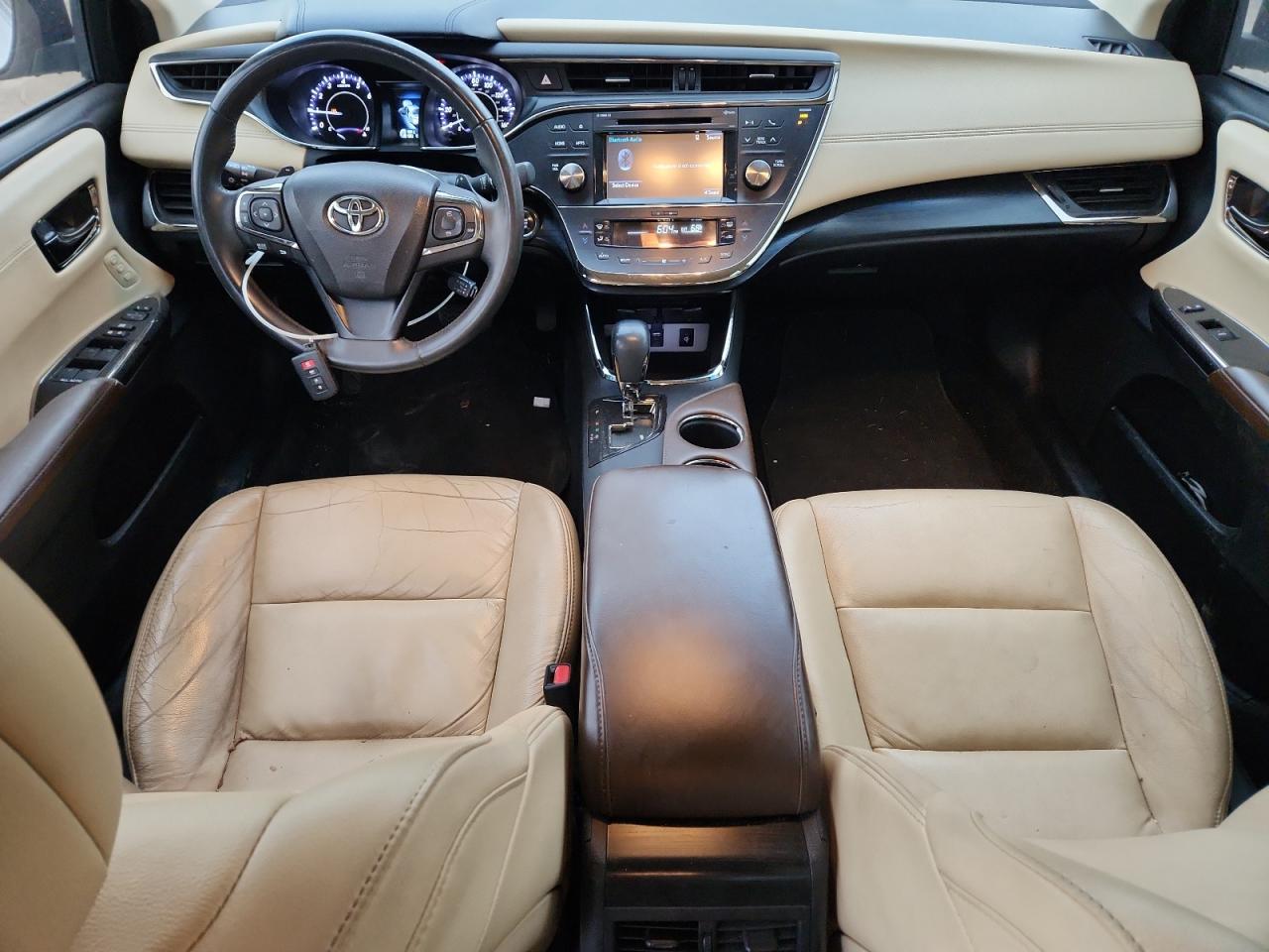 Toyota Avalon Xle Image 7