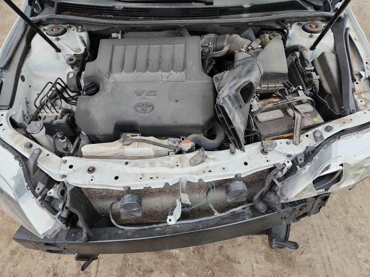 Toyota Avalon Xle Image 12