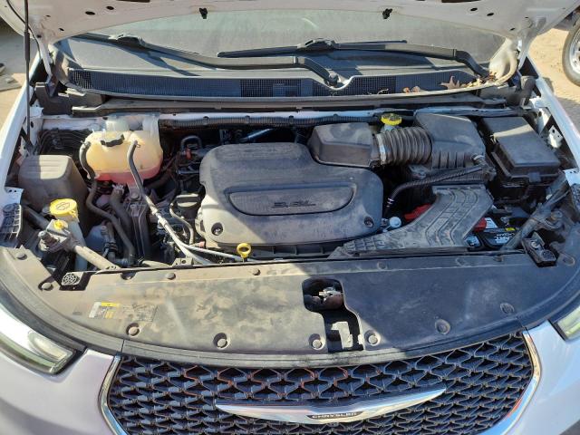 Chrysler Pacifica Touring L Image 8