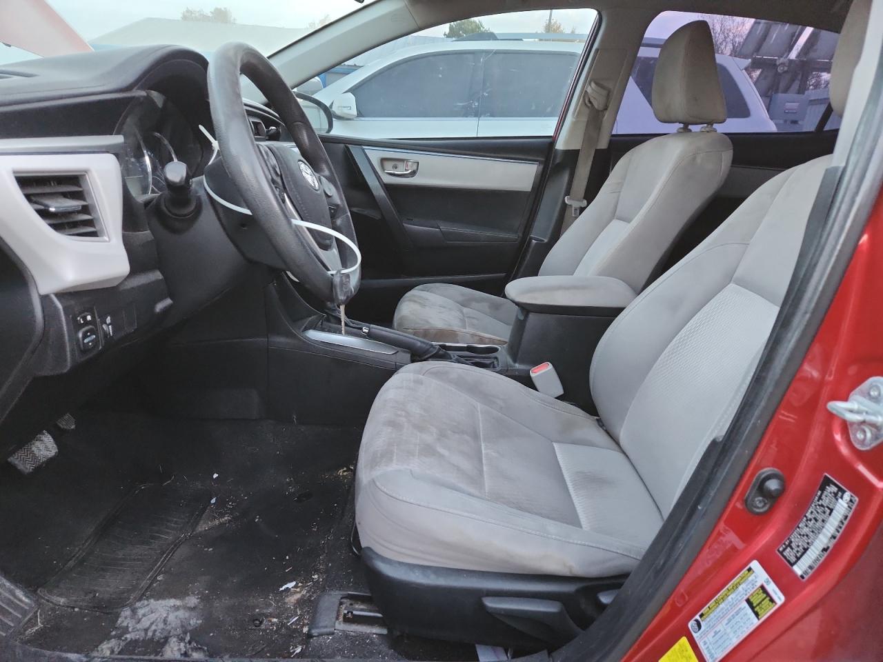 Toyota Corolla L Image 4