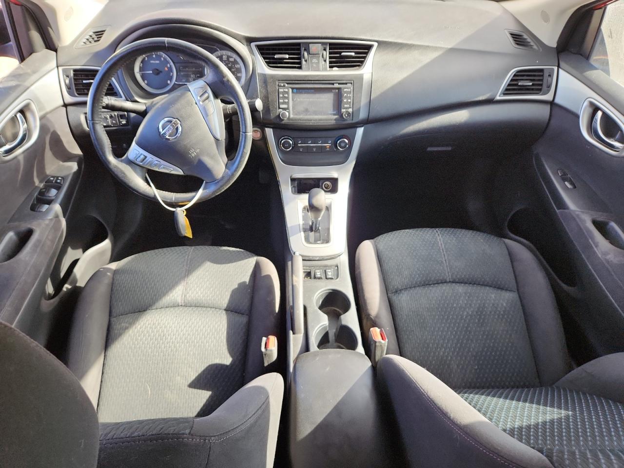 Nissan Sentra S Image 7