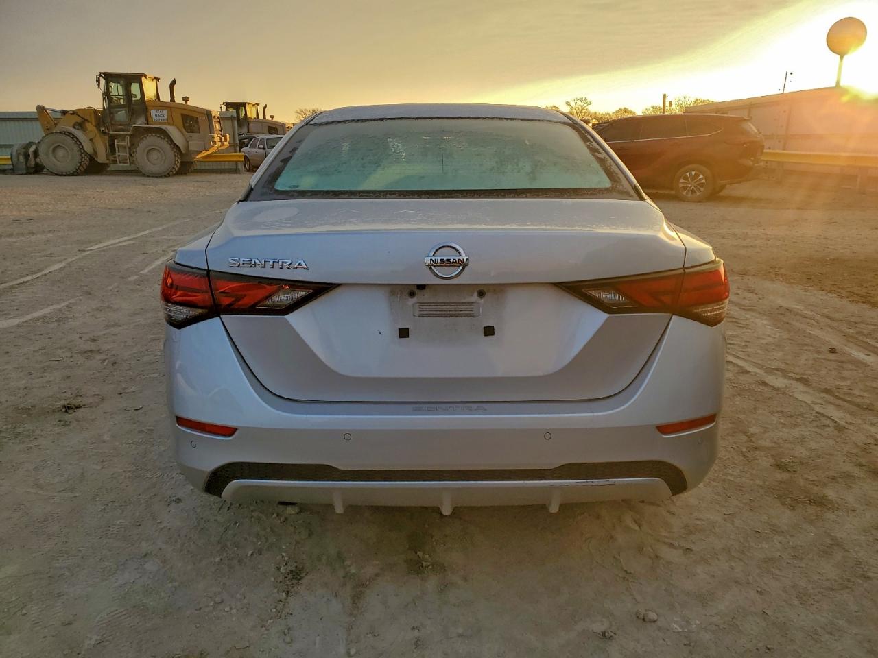 Nissan Sentra S Image 10