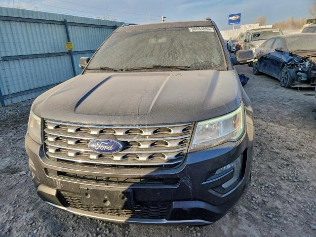 Ford Explorer Limited Image 3