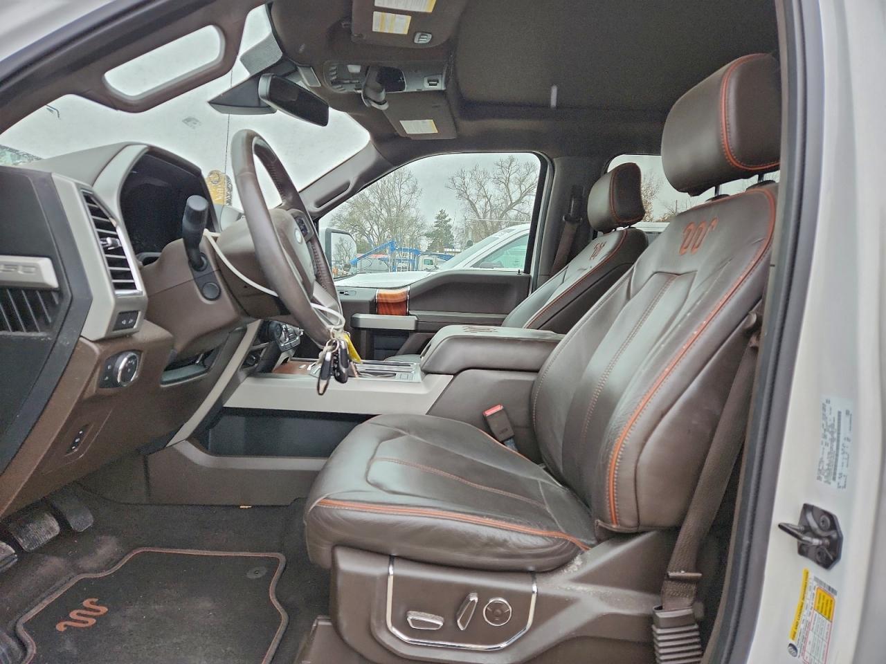 Ford F-150 Supercrew Image 7