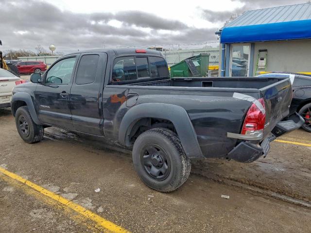 Toyota Tacoma Access Cab Image 6