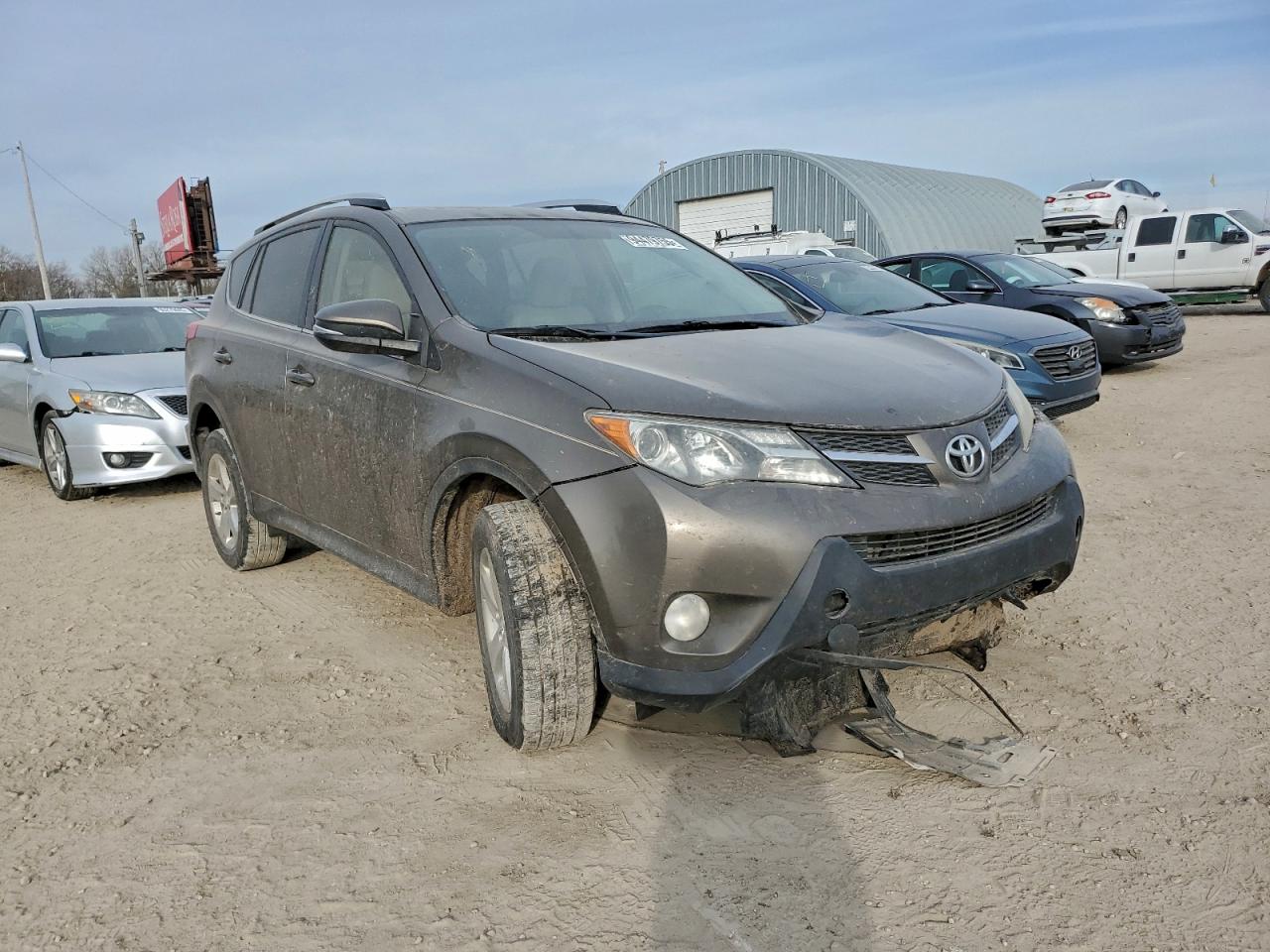 Toyota RAV4 Xle Image 3
