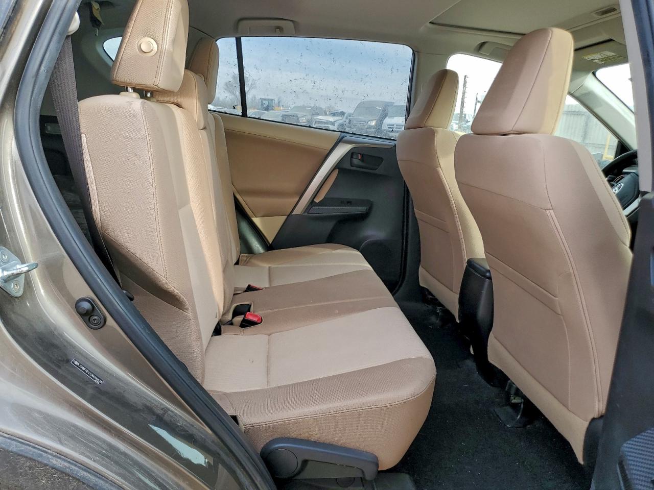 Toyota RAV4 Xle Image 10