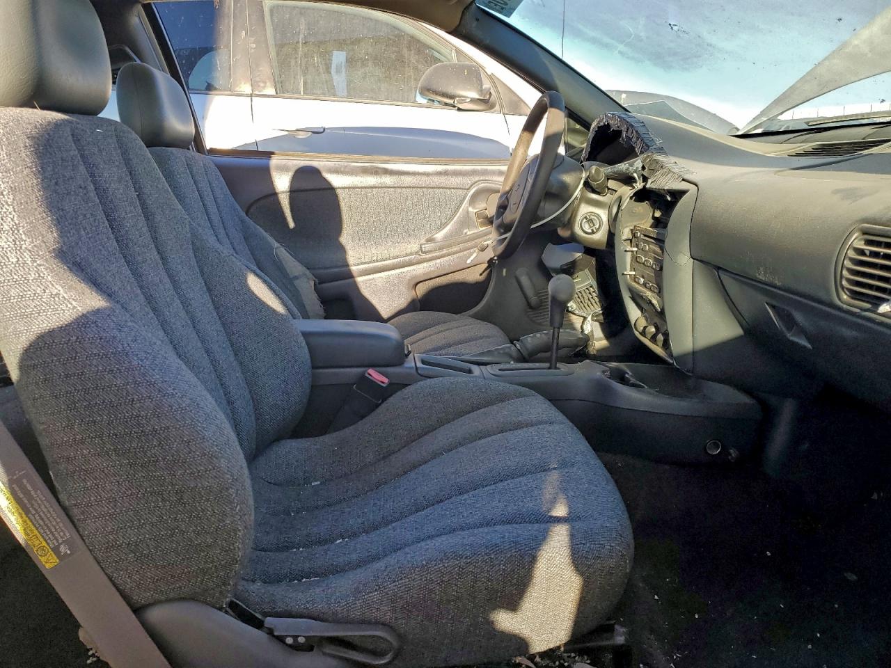 Chevrolet Cavalier Image 12