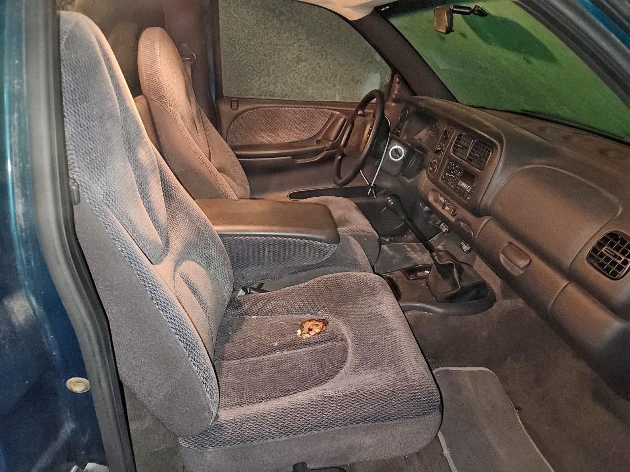 Dodge Dakota Image 10