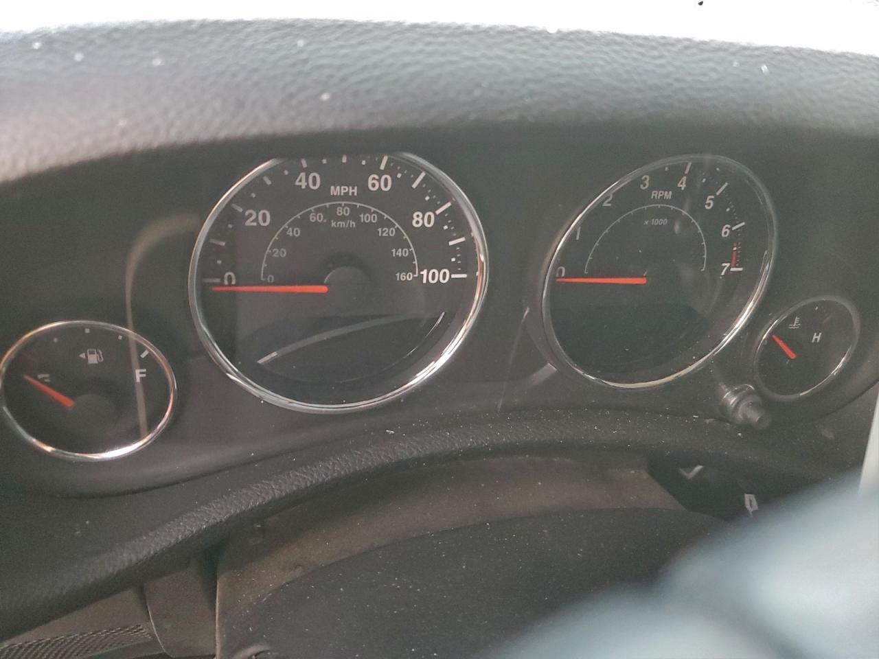 Jeep Wrangler Sport Image 5