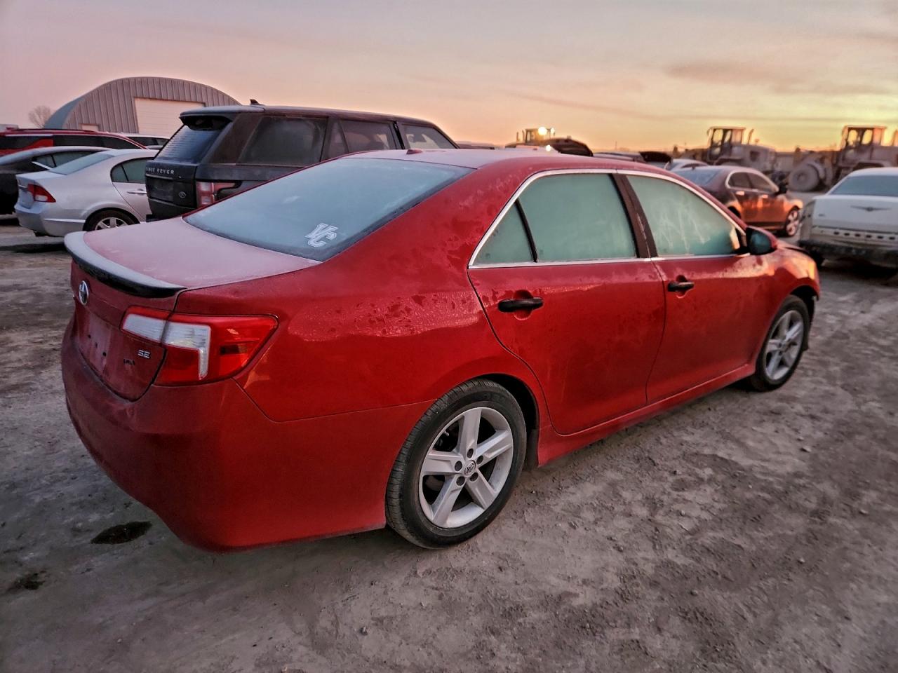 Toyota Camry L Image 8