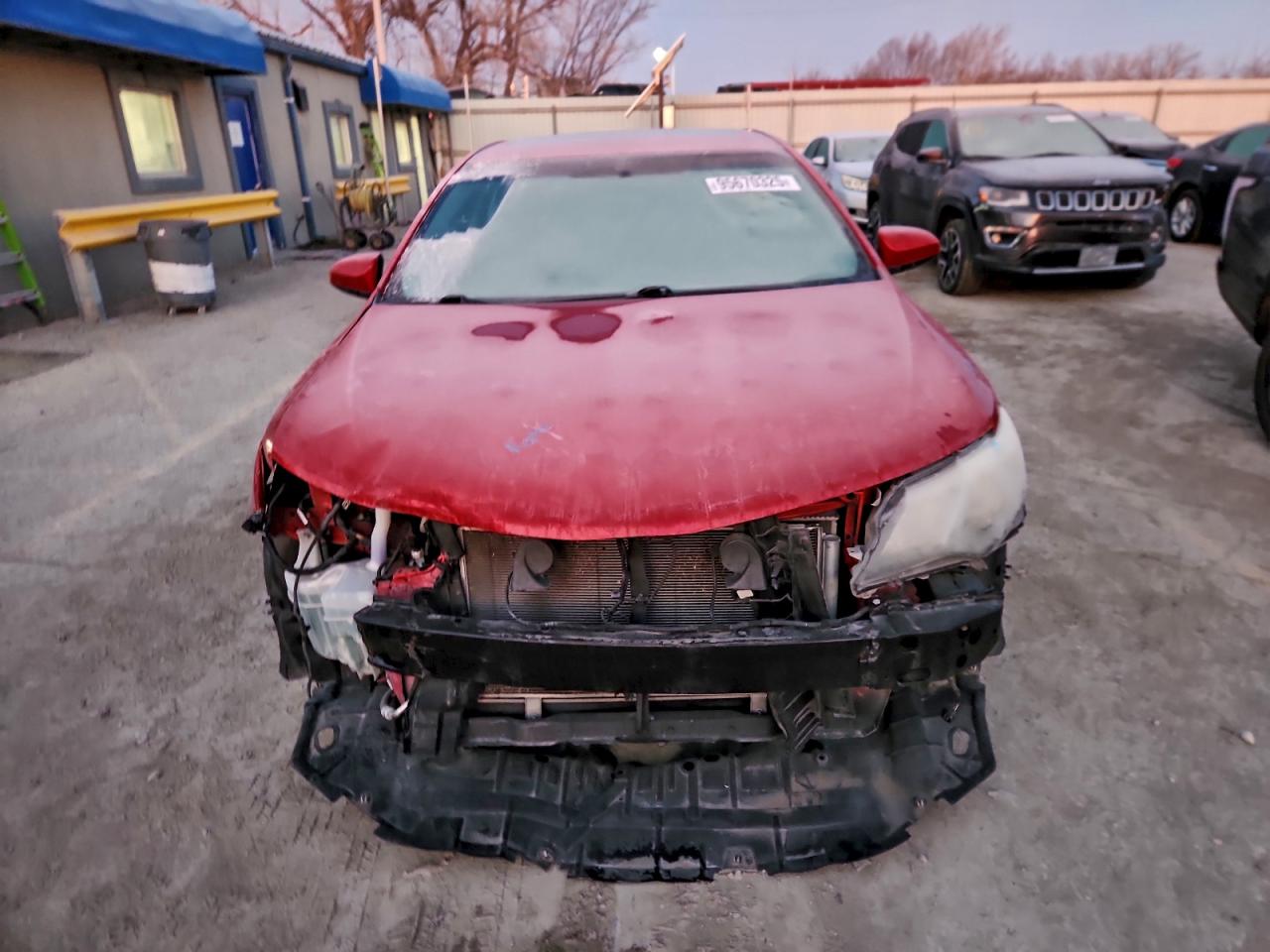 Toyota Camry L Image 3