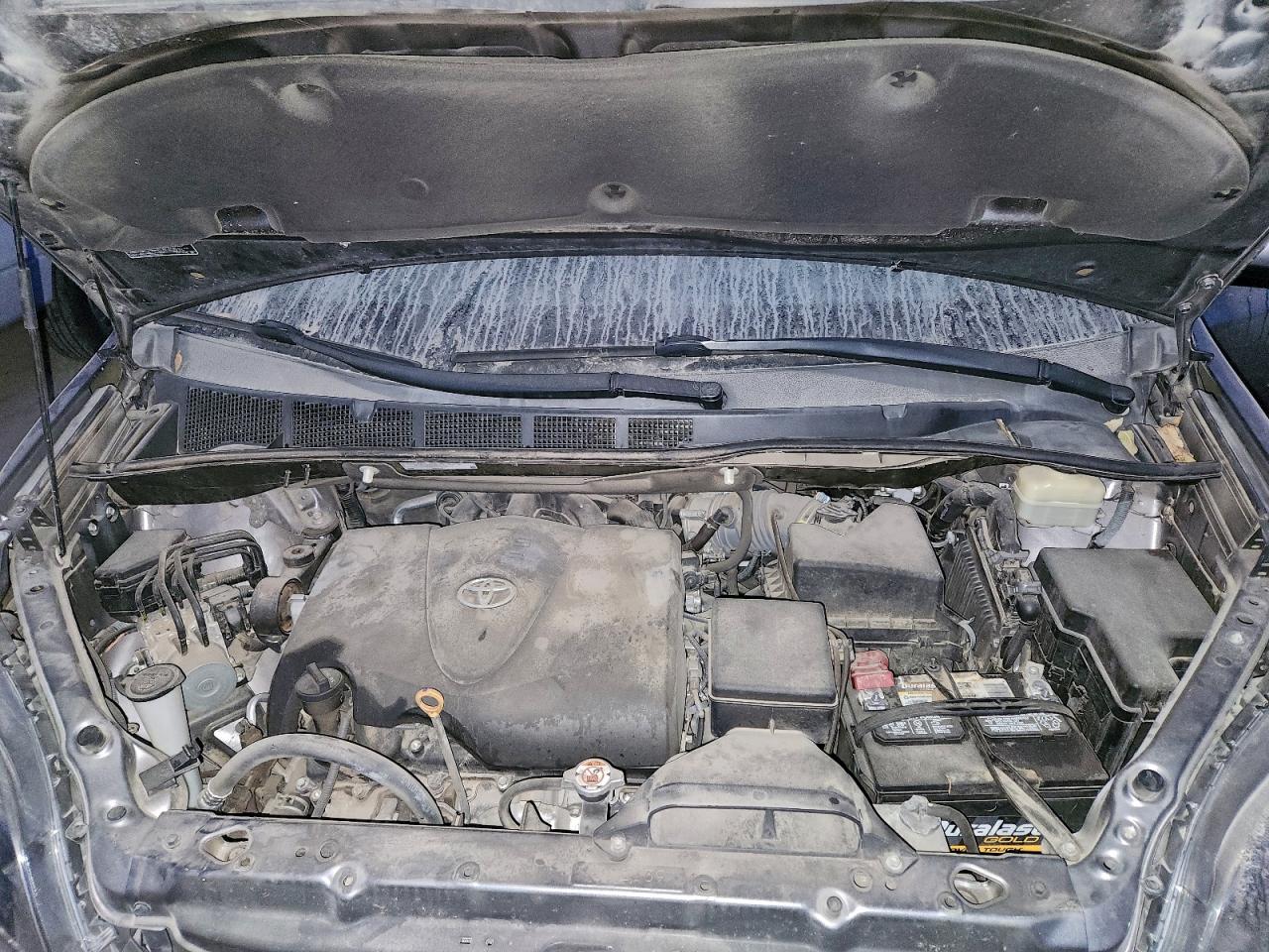 Toyota Sienna Se Image 12