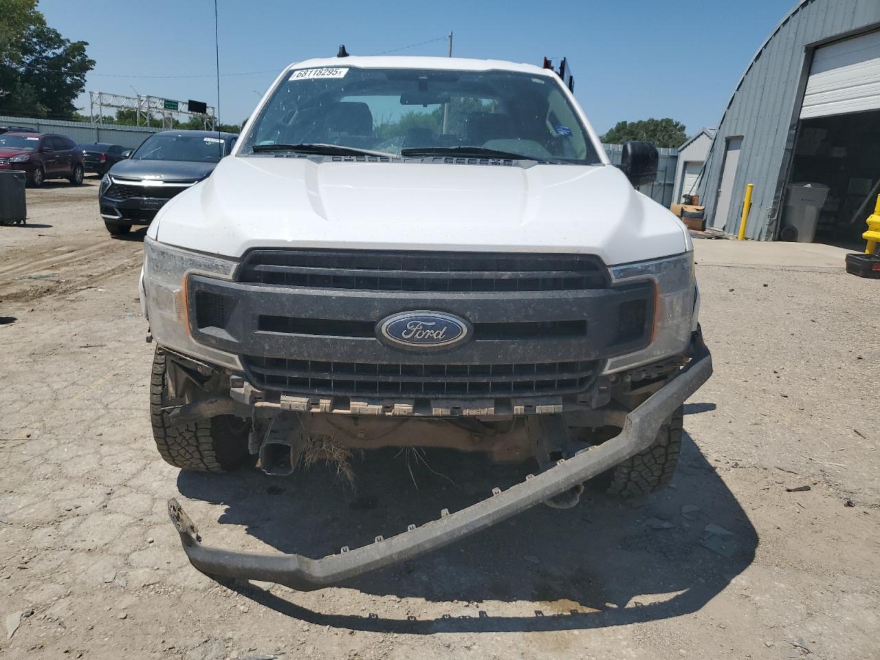 Ford F-150 Supercrew Image 3