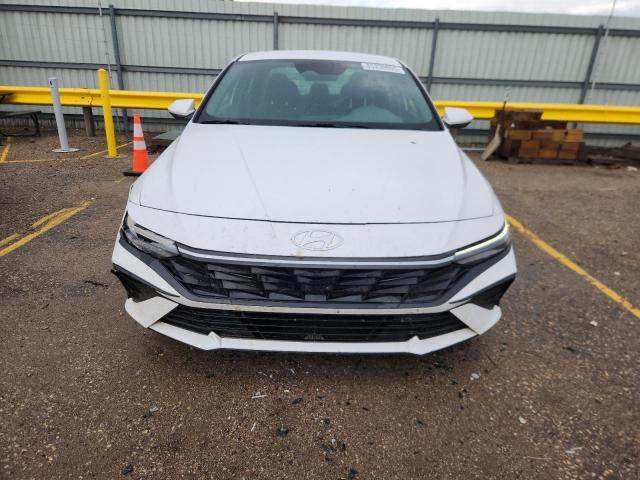 Hyundai ELANTRA Sel Image 8