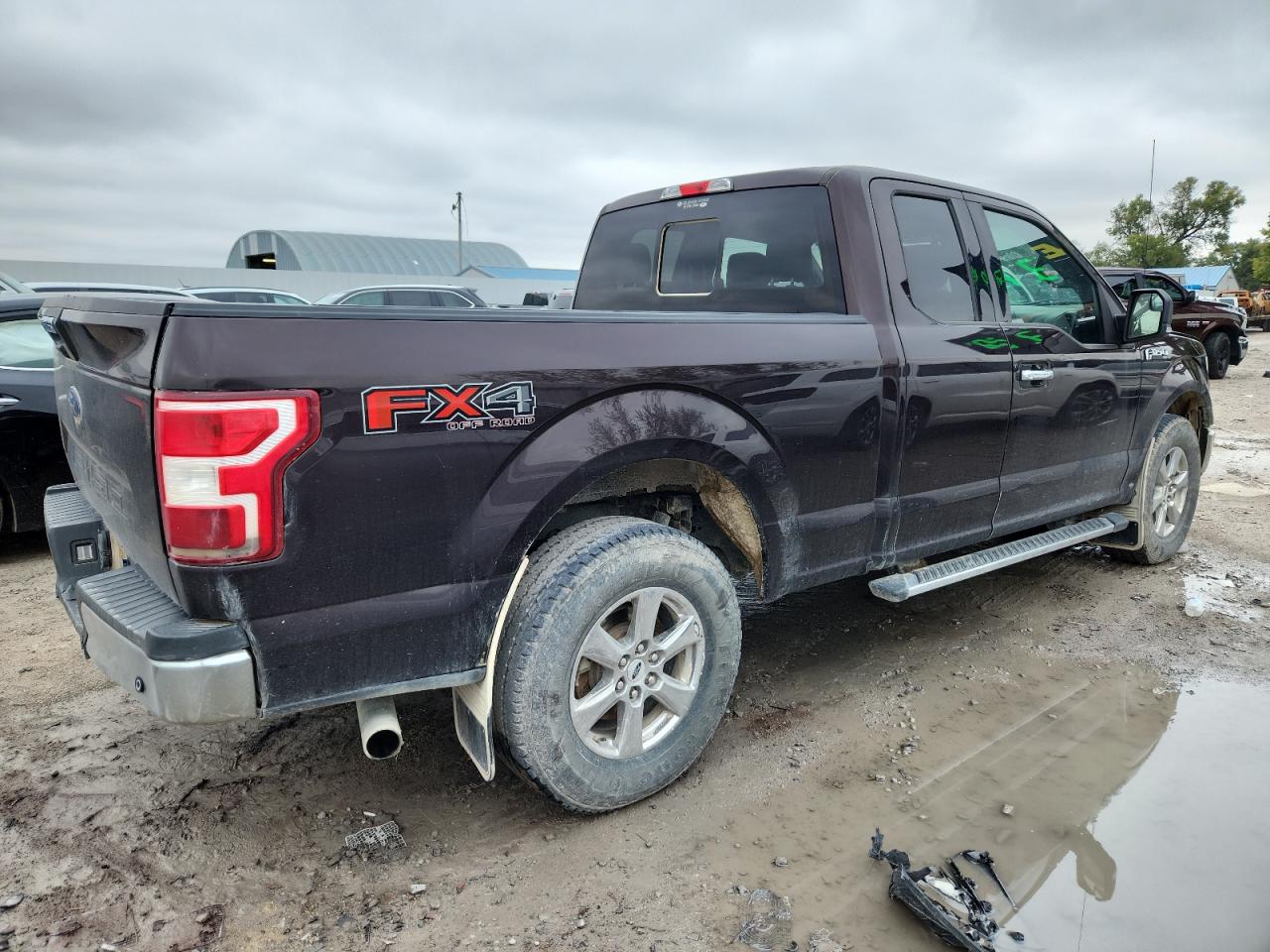 Ford F-150 Super Cab Image 4