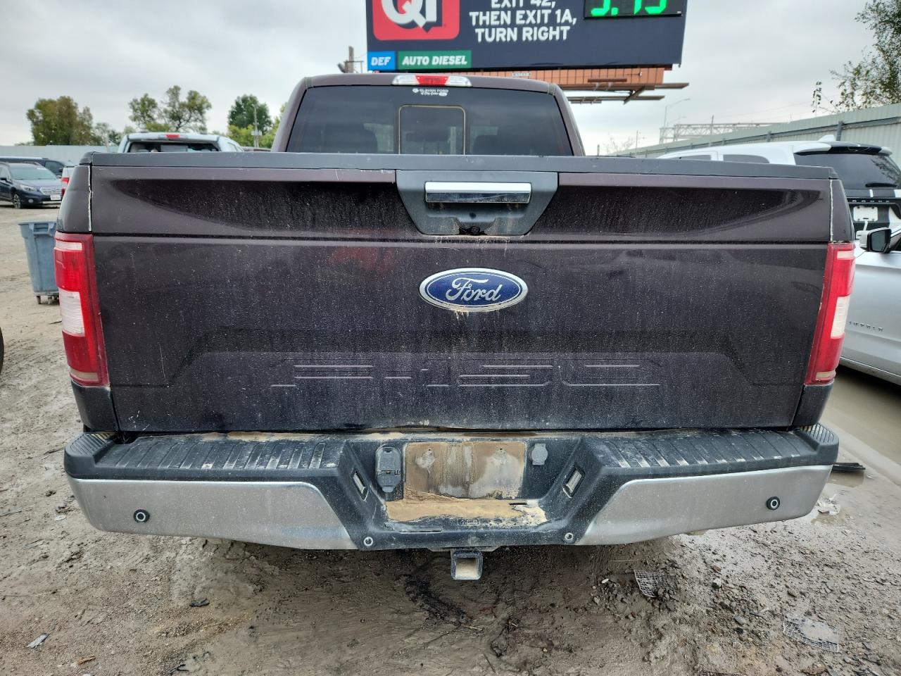 Ford F-150 Super Cab Image 6