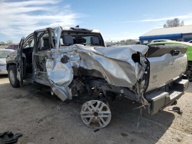 Toyota Tundra Crewmax Sr5 Image 3