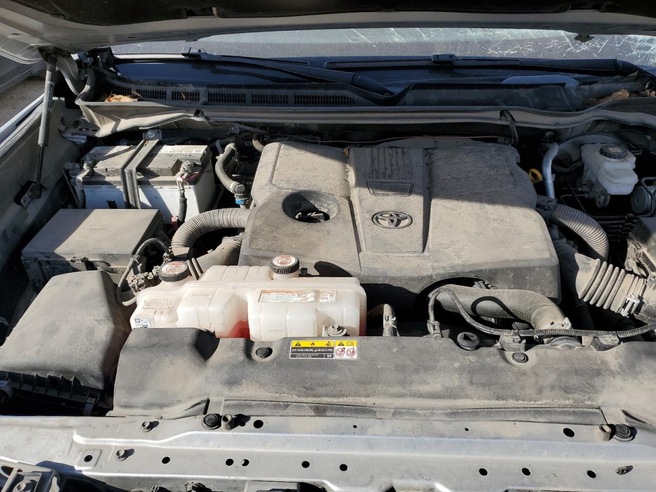 Toyota Tundra Crewmax Sr5 Image 11