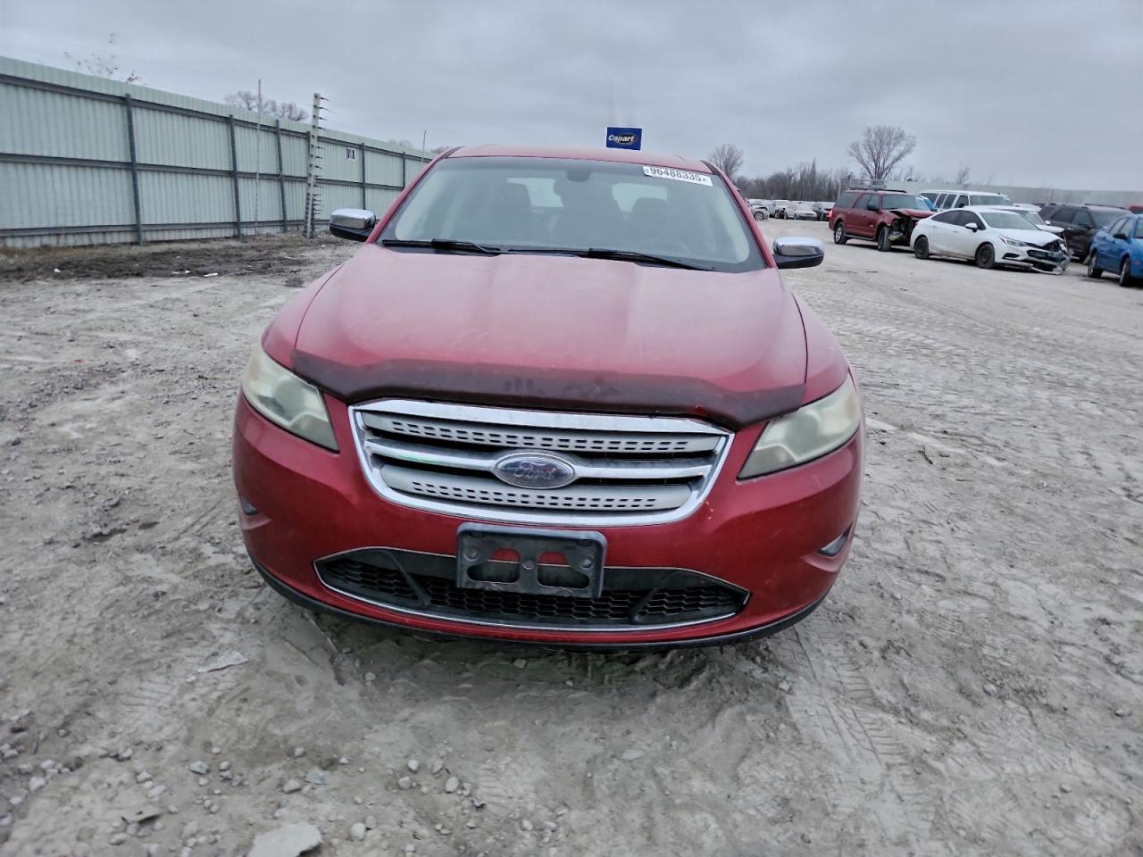 Ford Taurus Limited Image 10