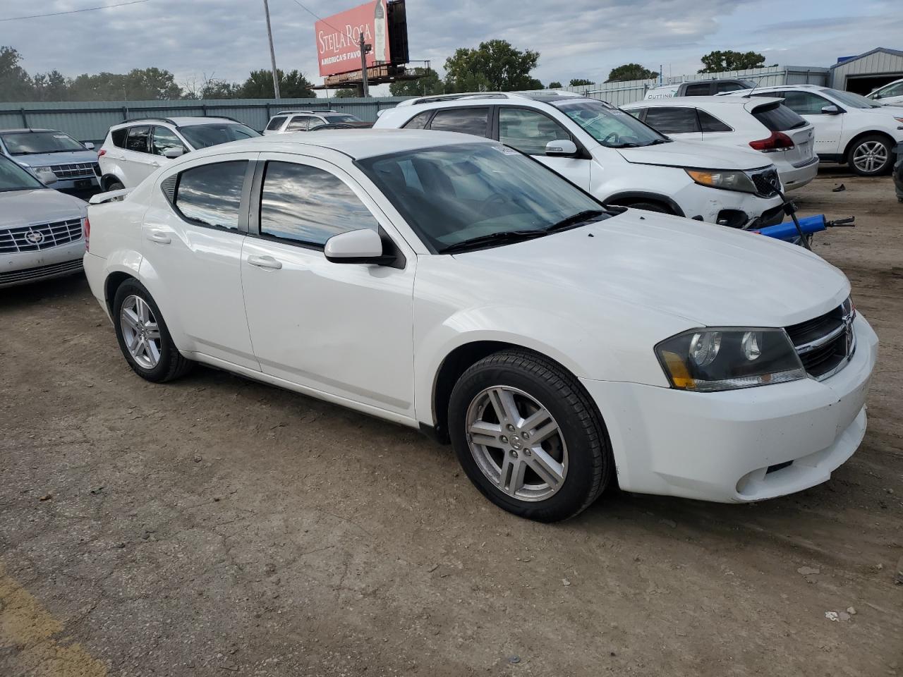 Dodge Avenger R/t Image 2