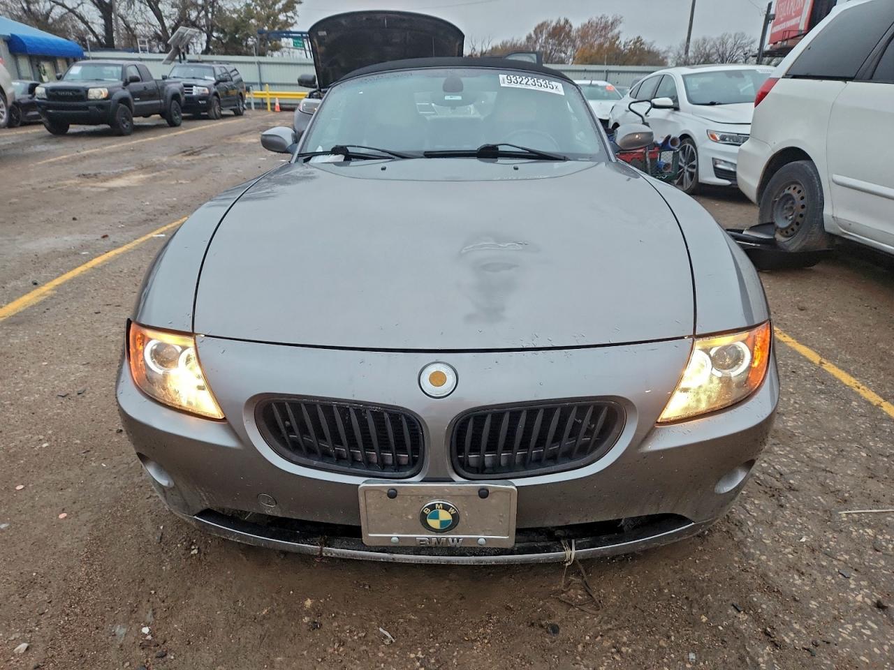 BMW Z Series 2.5 Image 3