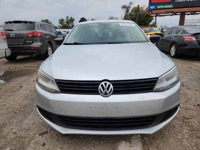 Volkswagen Jetta Base Image 9