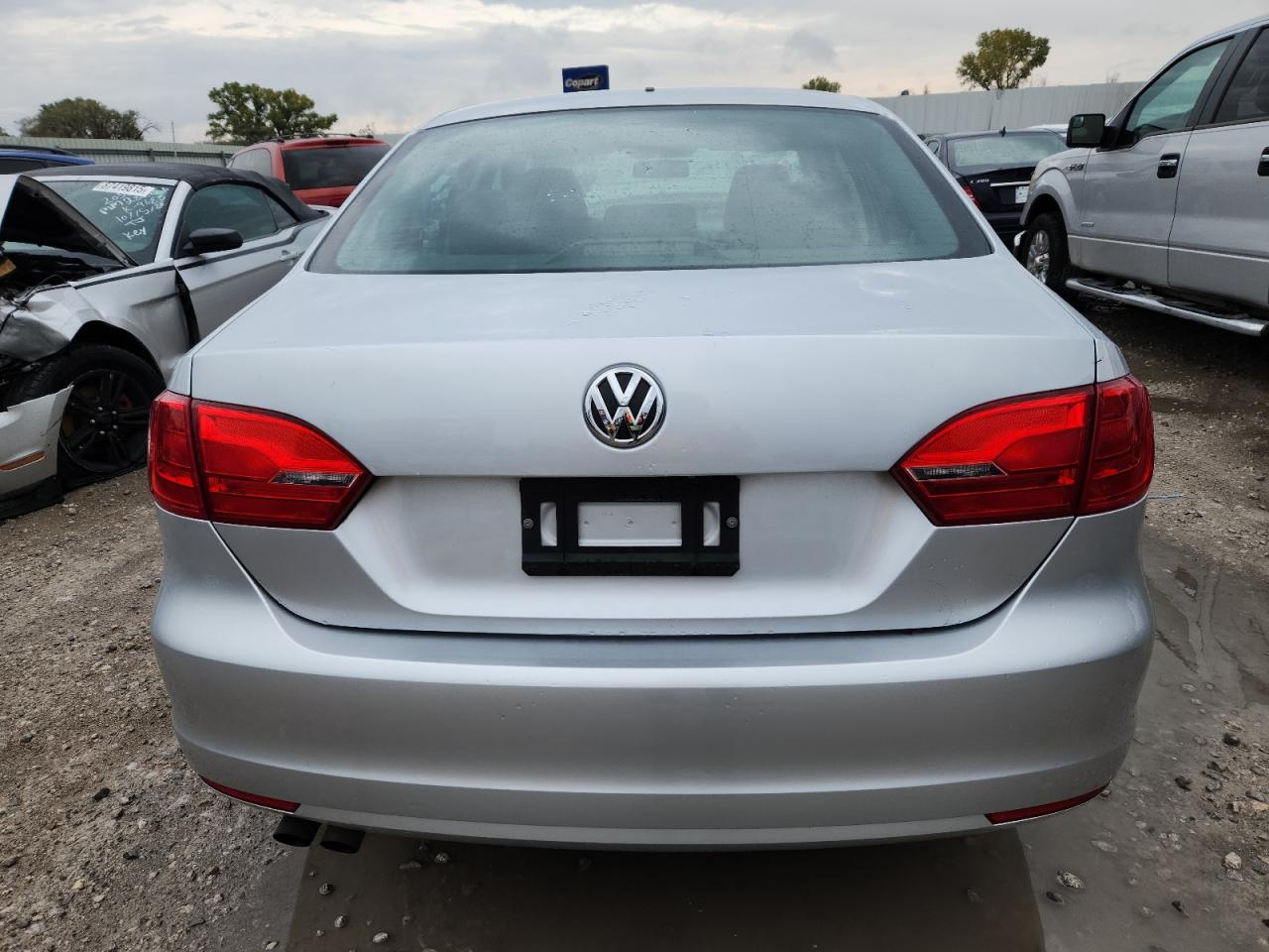 Volkswagen Jetta Base Image 8