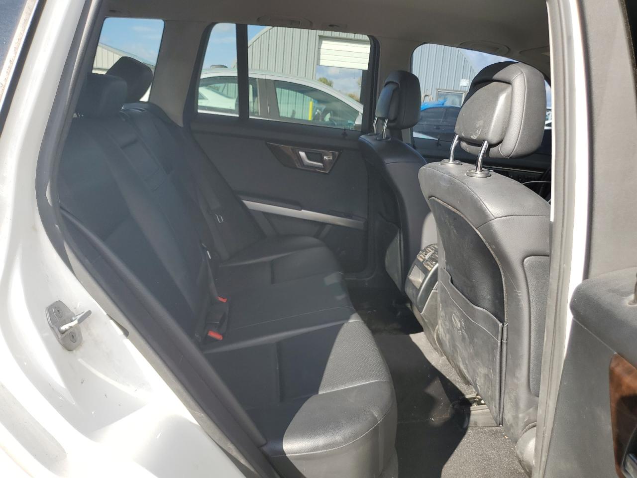 Mercedes-Benz GLK 350 4matic Image 10