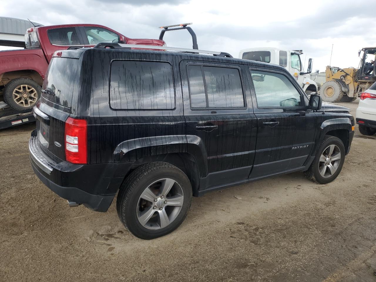 Jeep Patriot Latitude Image 13