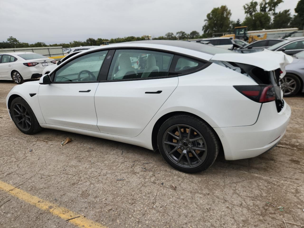 Tesla Model 3 Image 2