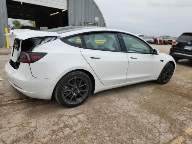 Tesla Model 3 Image 3