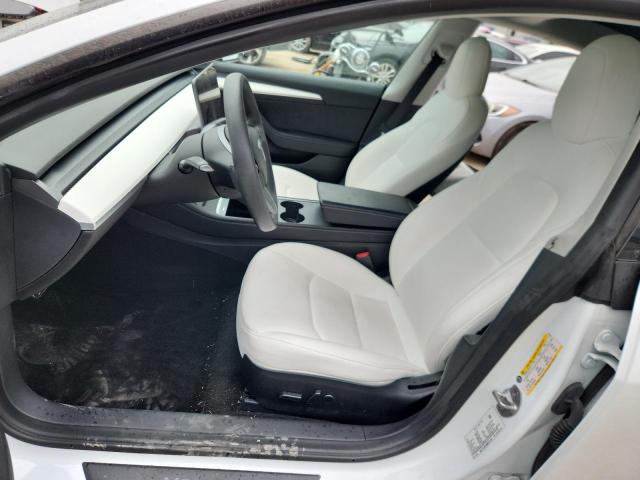 Tesla Model 3 Image 10