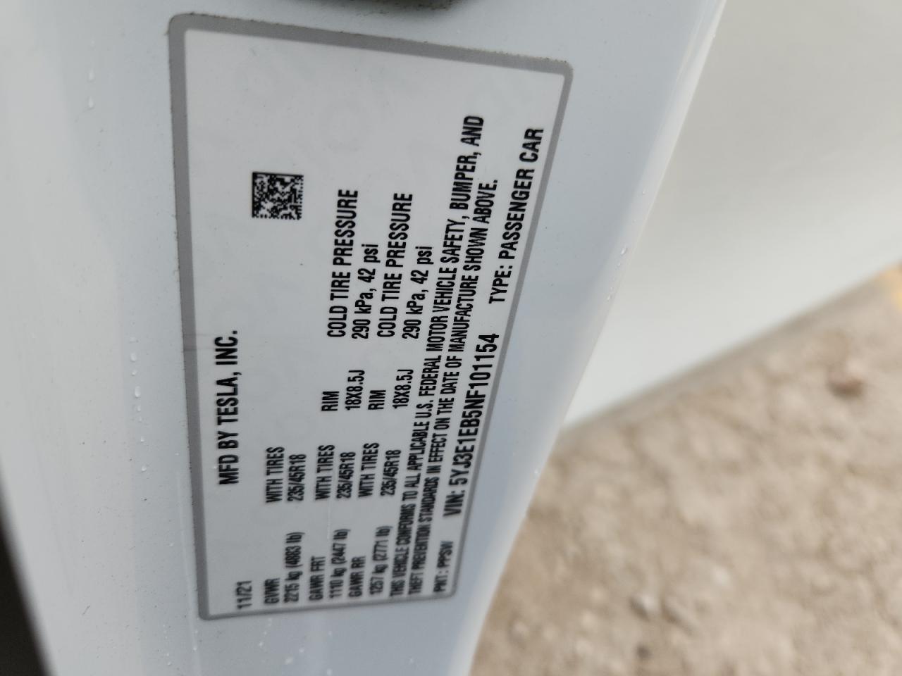 Tesla Model 3 Image 6