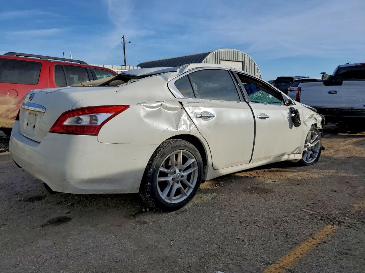 Nissan Maxima S Image 7