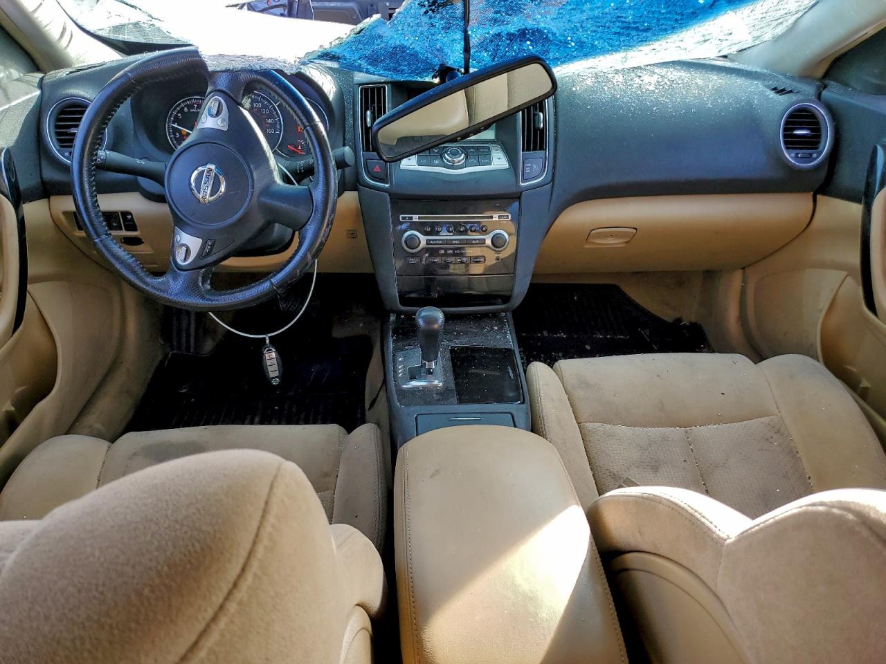 Nissan Maxima S Image 4