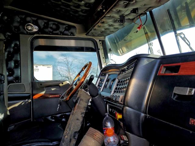 Kenworth Constructi T800 Image 7